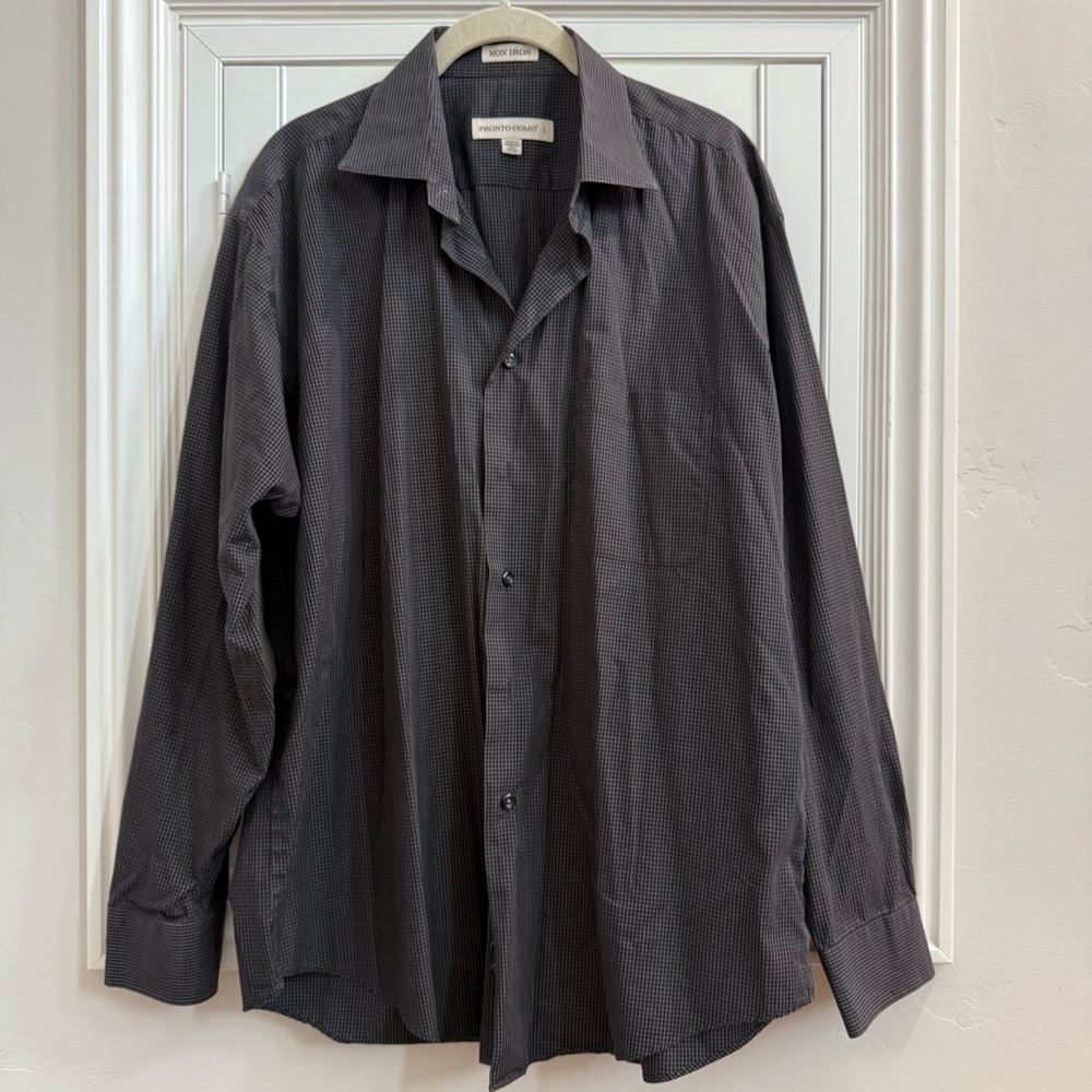 3/$10 🛒🛍️ Pronto Uomo Men’s Black and White Checkered Shirt - Size Large